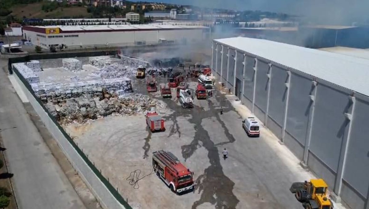 Zonguldak'ta kağıt fabrikasında yangın