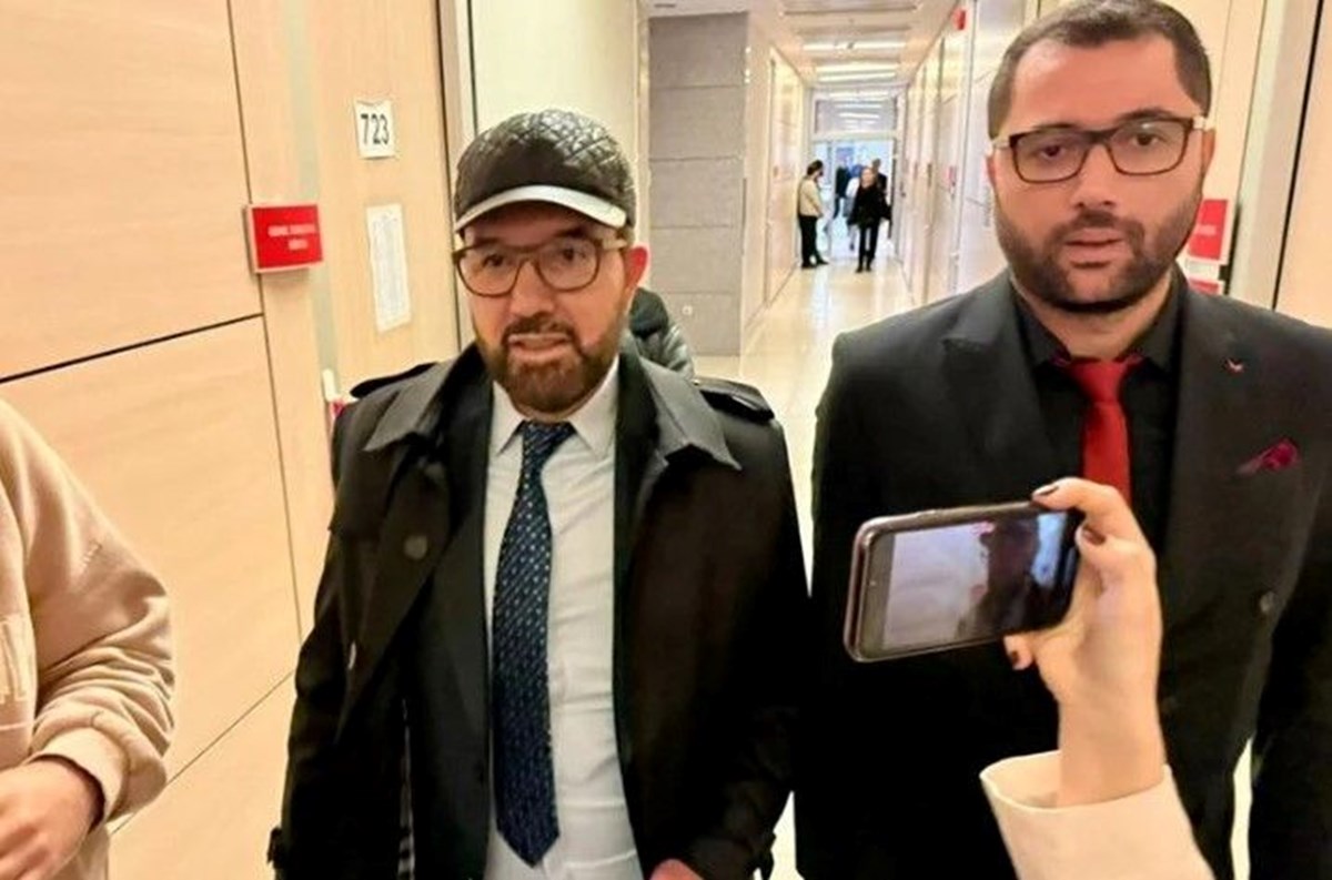 Eylem Tok’un eski eşi Bülent Cihantimur'un aracı adliye çıkışında gazetecileri sıkıştırdı