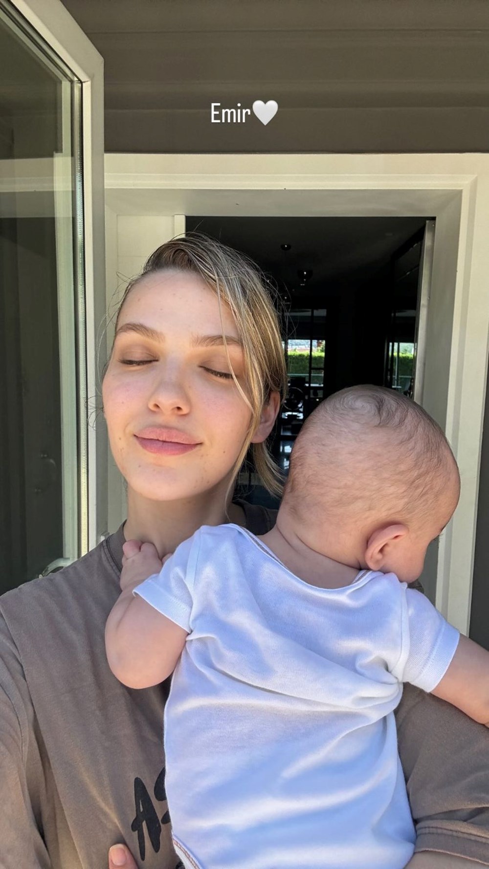 Yasemin Şefkatli'den oğulları Emir ve Ayel ile yeni kareler - 4