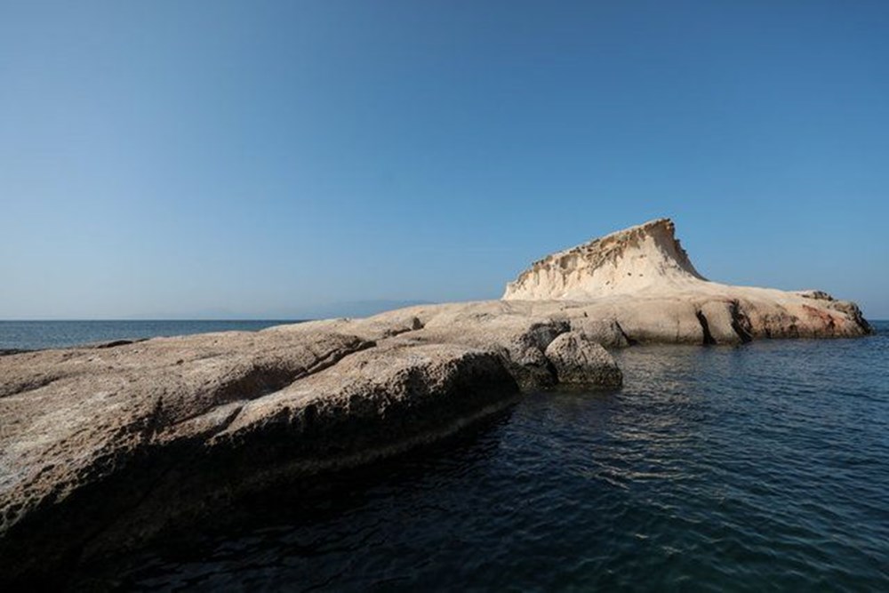 'Denizin Peribacaları' Siren Kayalıkları görenleri şaşırtıyor - 31