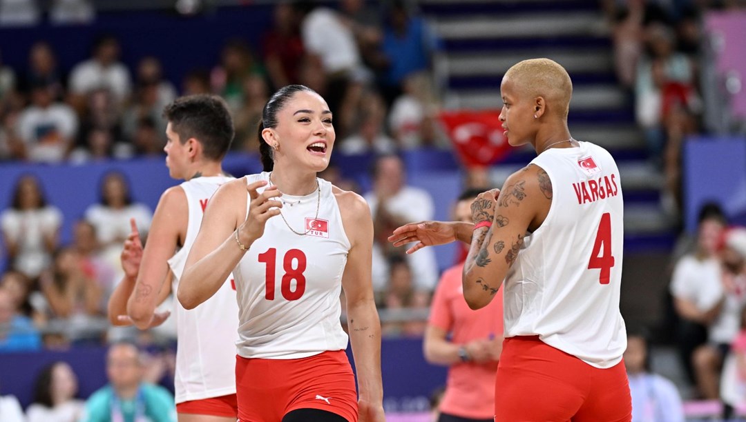 Paris Olimpiyatları'nda Çin'i yenen Filenin Sultanları yarı finalde!