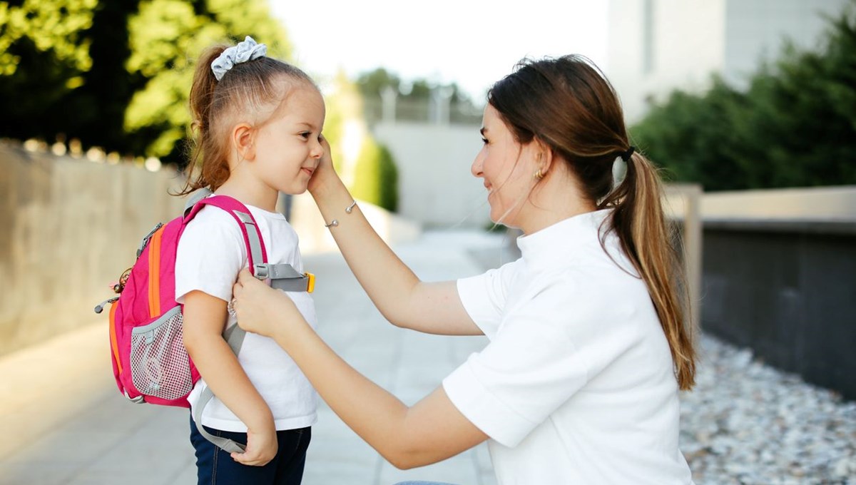 Uzmanı uyardı: Çocuğunuza asla bu iltifatı etmeyin