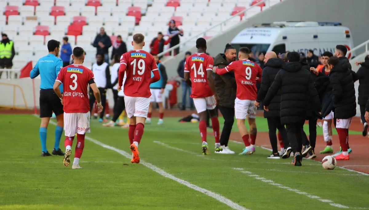 Sivassporlu Manaj, gol sayısını 9’a yükseltti Sivassporlu Manaj, gol sayısını 9’a yükseltti