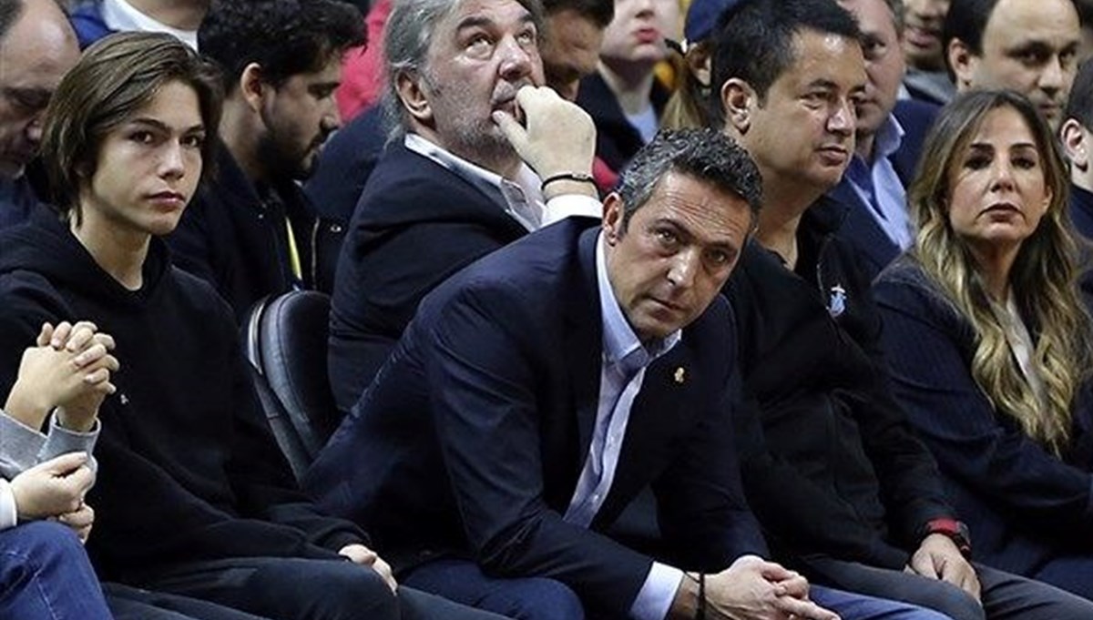 Ali Koç'un oğlu Kerim Rahmi Koç kaza geçirdi Ali Koç'un oğlu Kerim Rahmi Koç kaza geçirdi