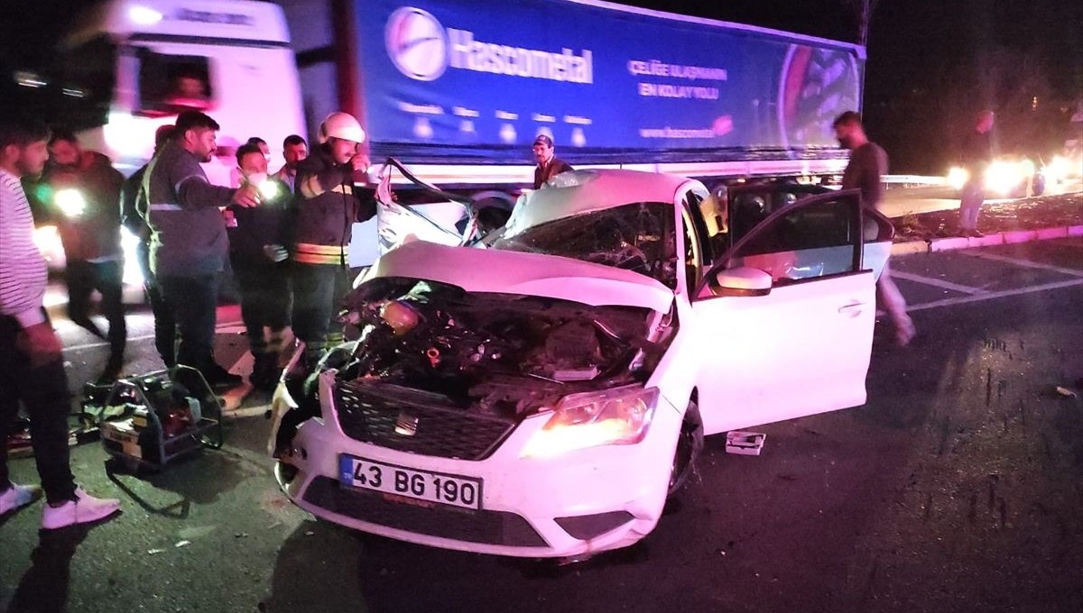 Konya'da trafik kazası: ABD vatandaşı bir kişi hayatını kaybetti