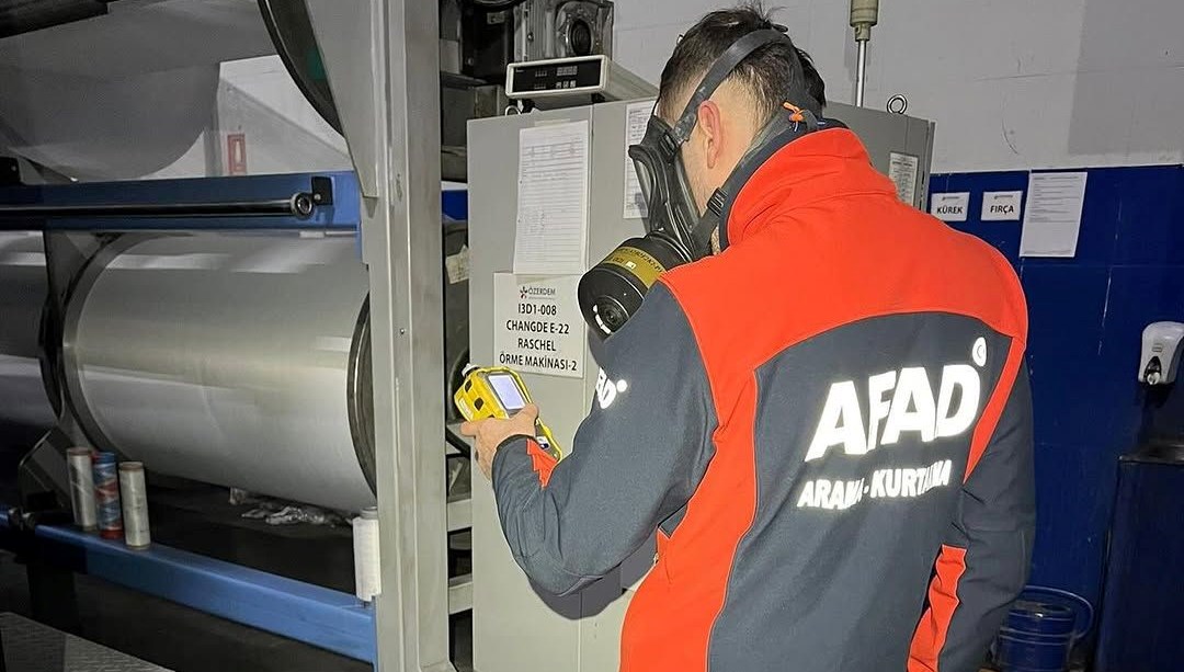 Uşak'ta tekstil fabrikasında karbonmonoksit zehirlenmesi: 17 işçi hastaneye kaldırıldı