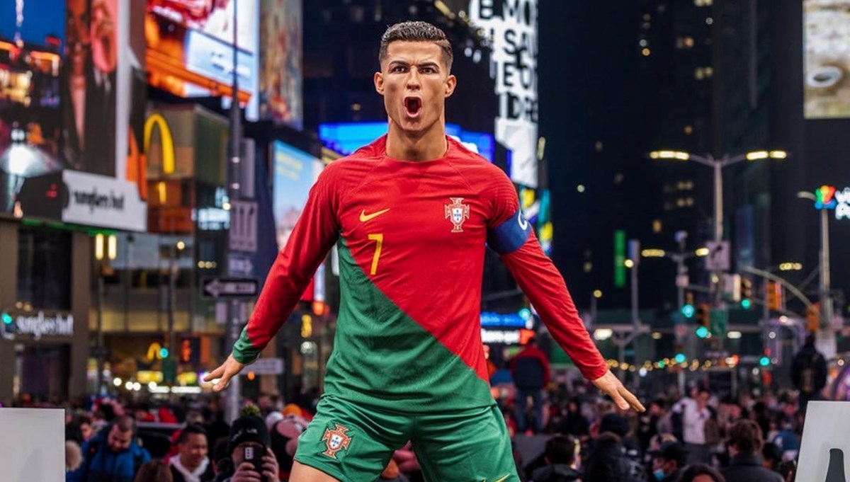 Cristiano Ronaldo'nun balmumu Times meydanında