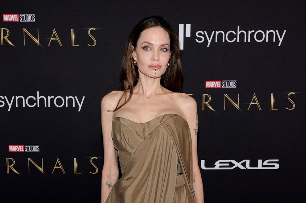 Angelina Jolie, Eternals galasına çocuklarıyla katıldı - 11
