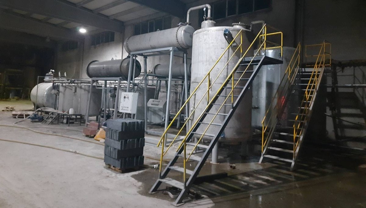 Kayseri'de 20 ton etil alkole ele konuldu: Temizlik malzemesi etiketi ile satışa sunuldu Kayseri'de 20 ton etil alkole ele konuldu: Temizlik malzemesi etiketi ile satışa sunuldu