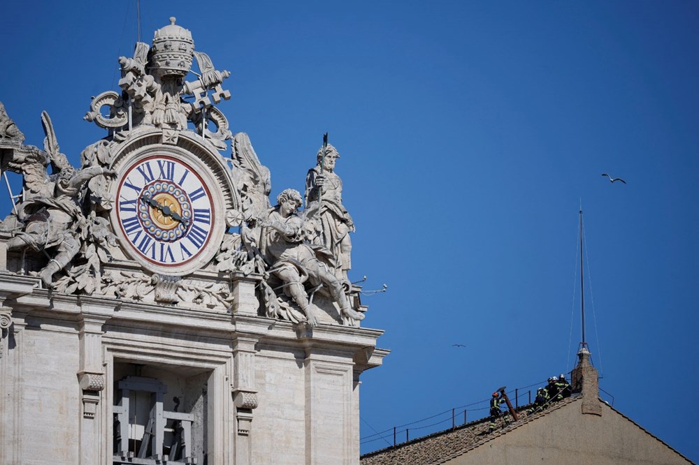 Vatikan'da seçim hazırlığı: Kilisenin kaderini bacadan çıkan duman belirleyecek! - 6