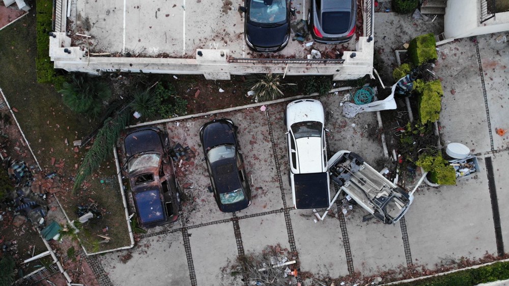 İzmir'de hortum felaketinin boyutları gün ağarınca ortaya çıktı - 2