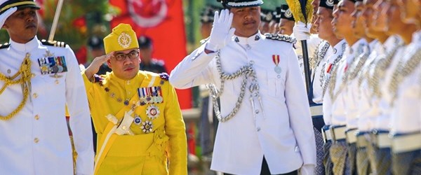 Malezya veliaht prensi Tengku Petra İsveçli okul arkadaşı ile evleniyor