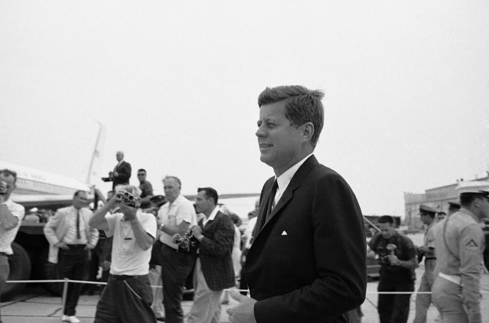 John F. Kennedy suikastı belgelerinde UFO ayrıntısı: CIA ajanı tarafından açıklandı John F. Kennedy suikastı belgelerinde UFO ayrıntısı: CIA ajanı tarafından açıklandı - 5