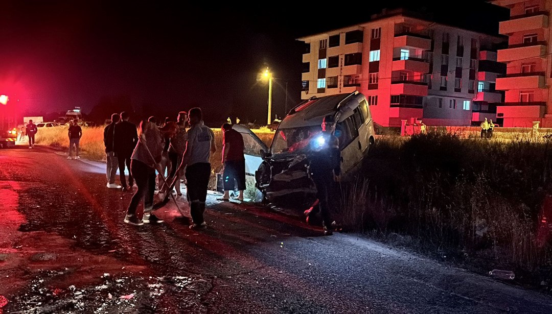 Kütahya’da zincirleme kaza: 1 ölü, 4 yaralı