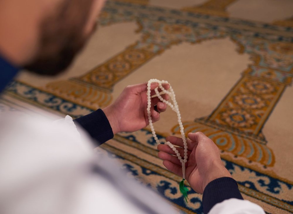 AKŞAM NAMAZI NASIL KILINIR​? Akşam Namazı​ toplam kaç rekattır? Akşam Namazı​ farzı ve sünneti kaç rekat? - 5