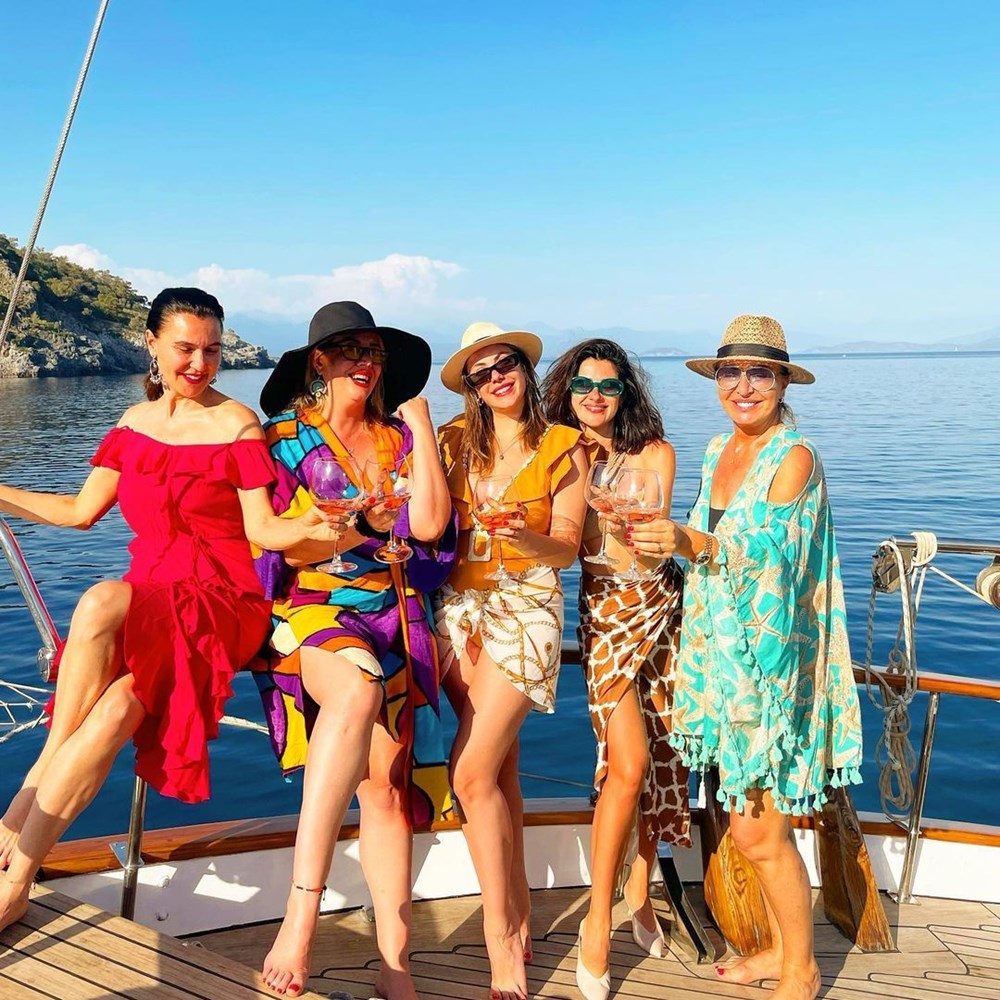 Ünlülerin tatil fotoğrafları (24-30 Mayıs 2021 haftası) - 17