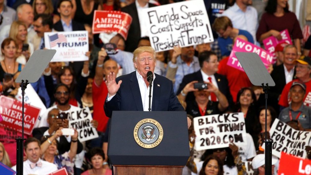 Trump ilk 35 günde 133 defa yalan söyledi - 1
