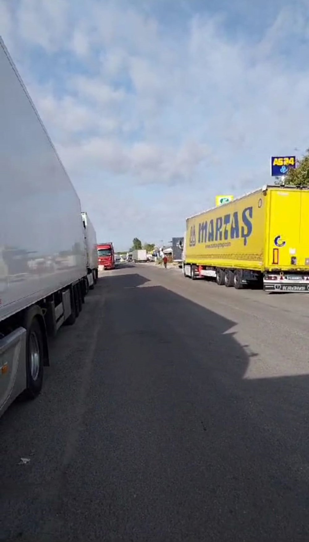 Sınırda 20 gündür süren TIR kuyruğu çilesi - 5