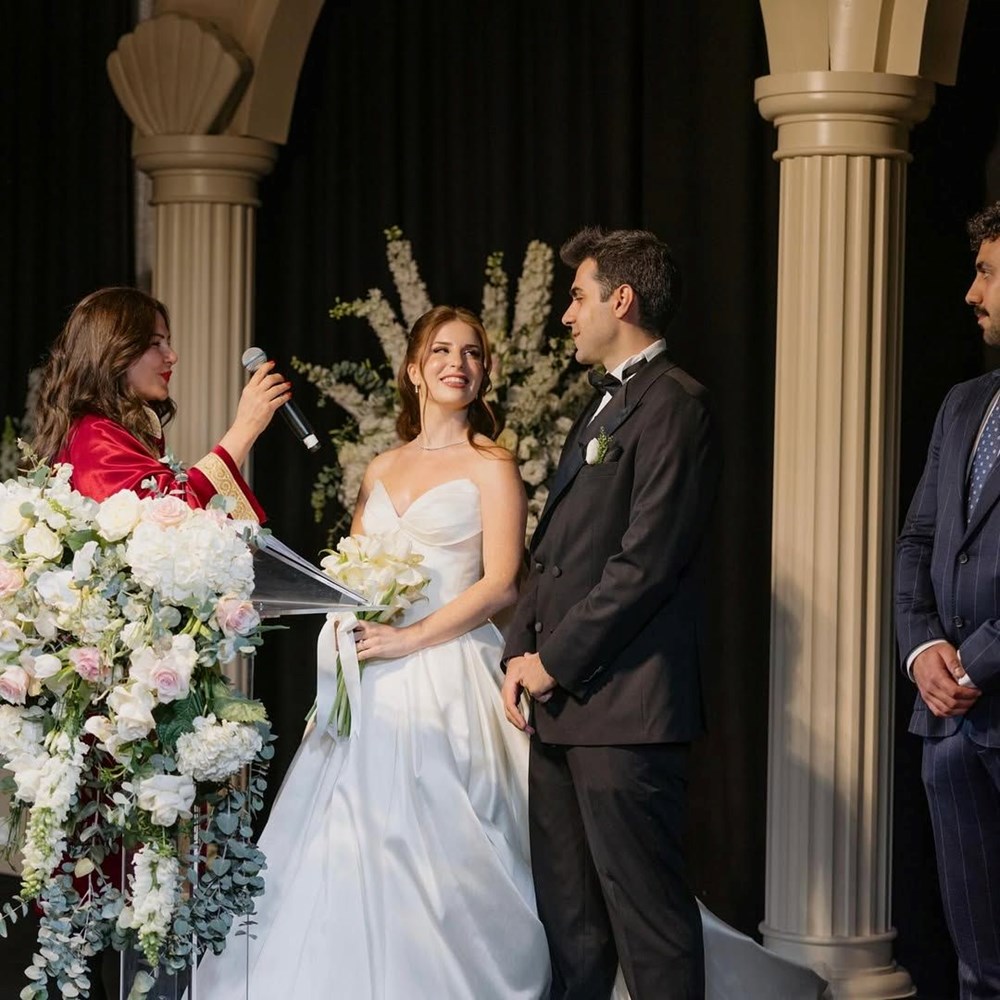 Sihirli Annem’in Çilek’i Zeynep Özkaya’dan tatil pozları - 2