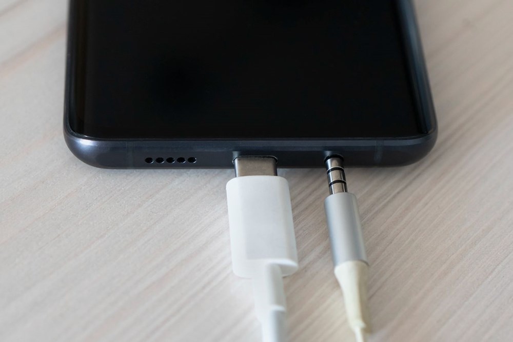Apple'a kötü haber: AB'den akıllı telefonlara tek tip şarj düzenlemesi - 2