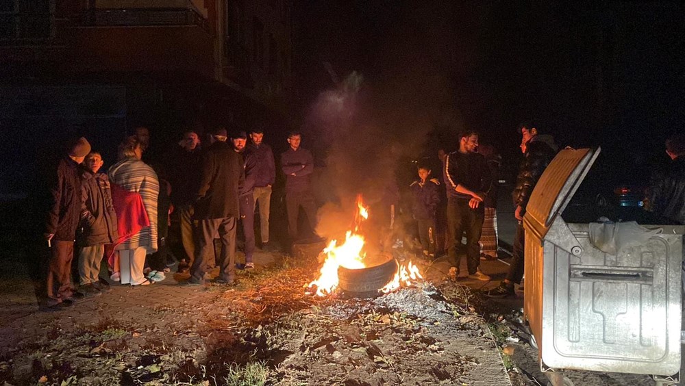 Düzce'de 5,9'luk deprem: Vatandaşlar sokakta - 35