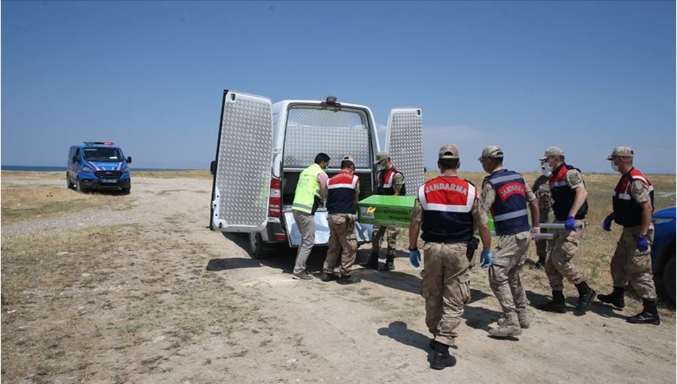 Van Gölü'nde 1 kişinin daha cansız bedeni bulundu