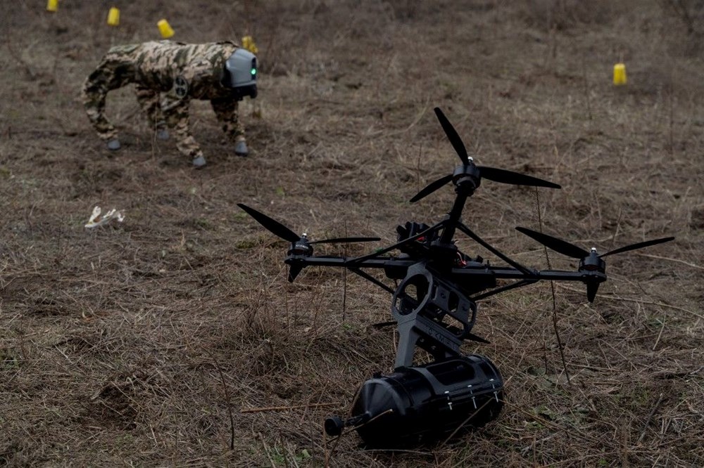 Ukrayna’nın robot askerleri cephede: Savaşta insanın
yerini teknoloji alıyor - 2