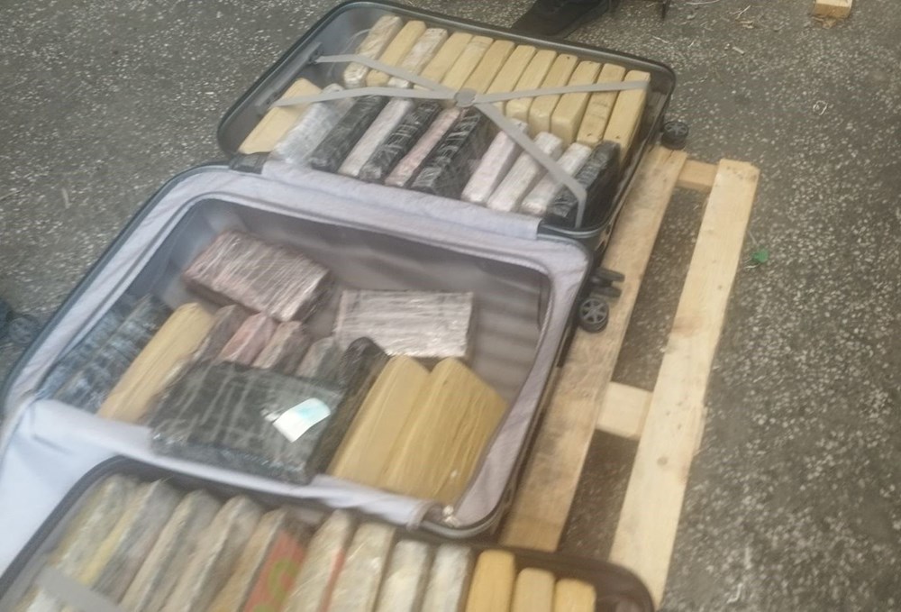 Diplomatik plakalı araçta rekor kokain: 206 kilo - 5