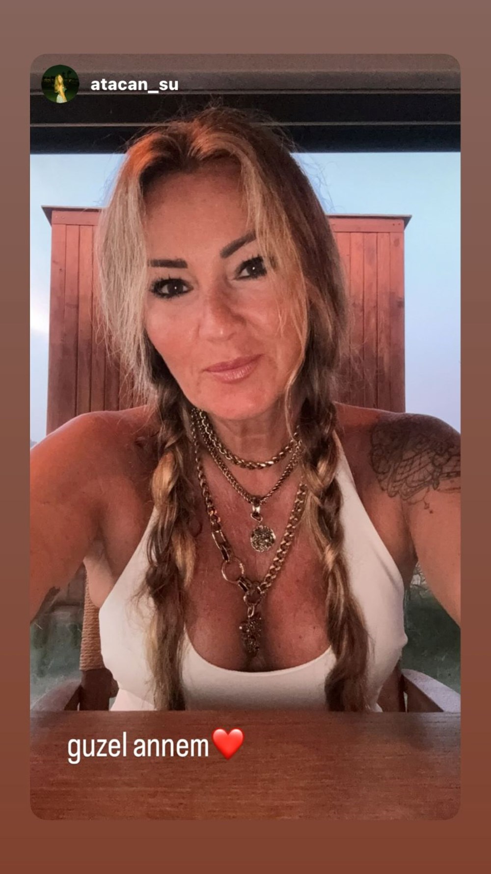 Ünlülerden Anneler Günü paylaşımları - 6