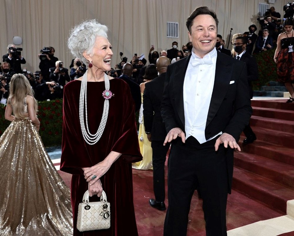 Elon Musk'ın annesi Maye Musk: Oğlumun garajında uyuyorum - 6