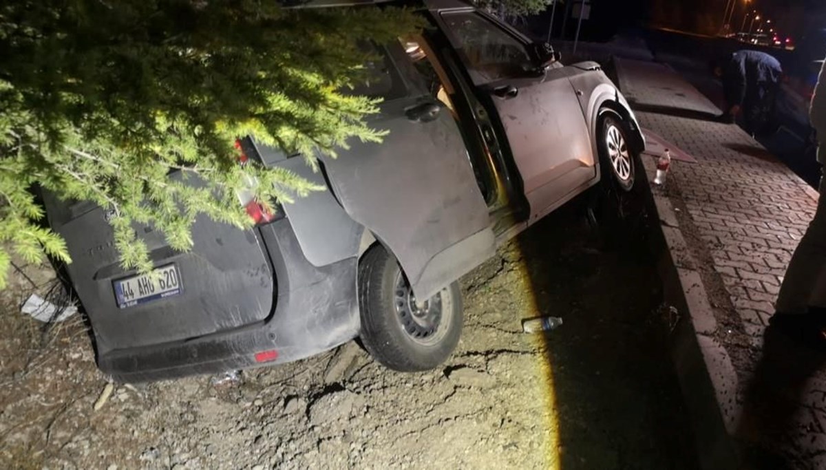 Malatya'da trafik kazası: Bir yaralı Malatya'da trafik kazası: Bir yaralı