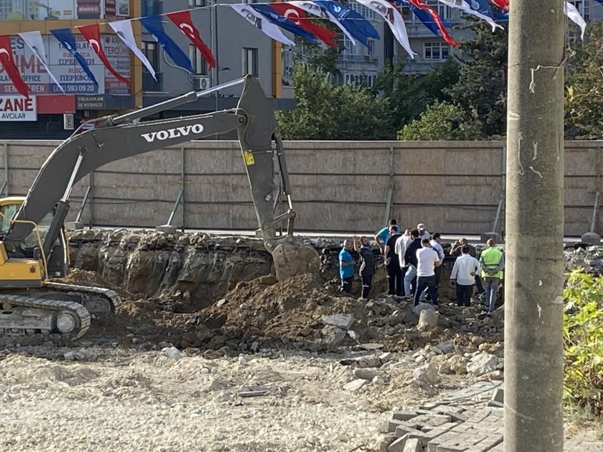 Avcılar’da doğalgaz borusu patladı Avcılar’da doğalgaz borusu patladı