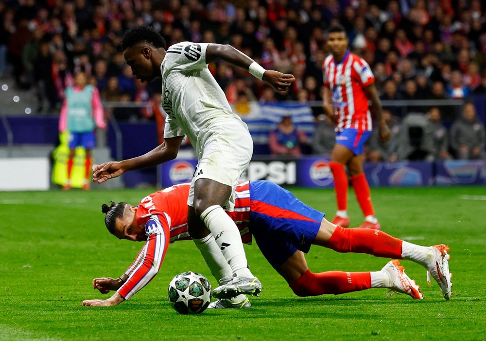 Şampiyonlar Ligi'nde Gerilim Yükseldi: Vinicius'un Penaltı Hatası ve Tepki Çeken Hareketi Stadyumu Ateşledi! 75 lhIVRPwqyky4Y 2mlQ2y0Q