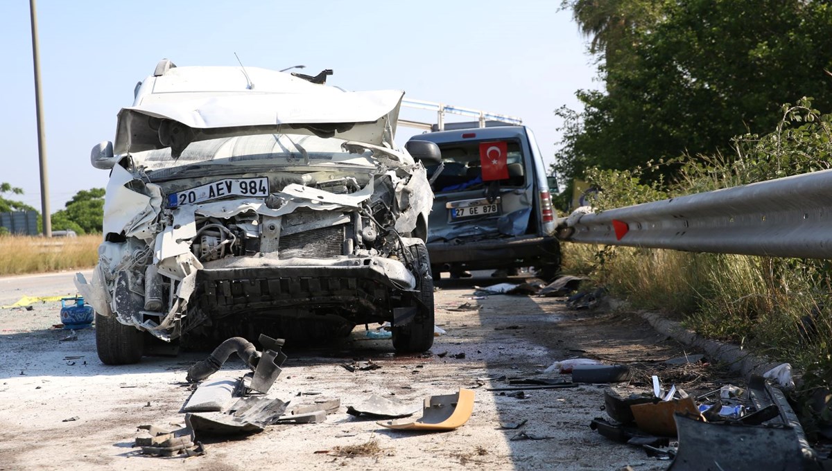 4 araçlık zincirleme trafik kazası