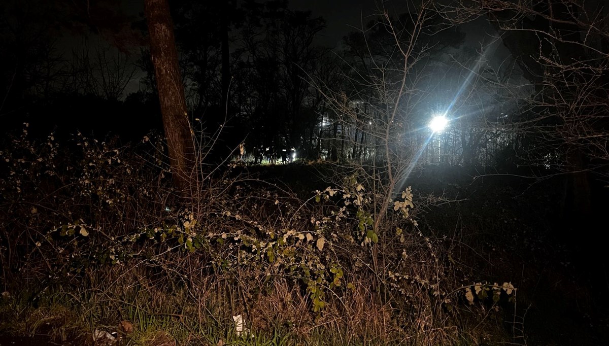 Arnavutköy‘de ağaçlık alanda erkek cesedi bulundu