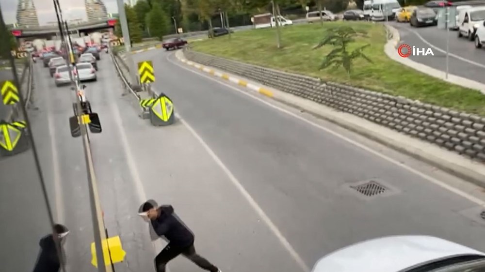 İETT otobüsüne bıçaklı saldırı (Seyir halindeyken lastiklerini kesti) - 5