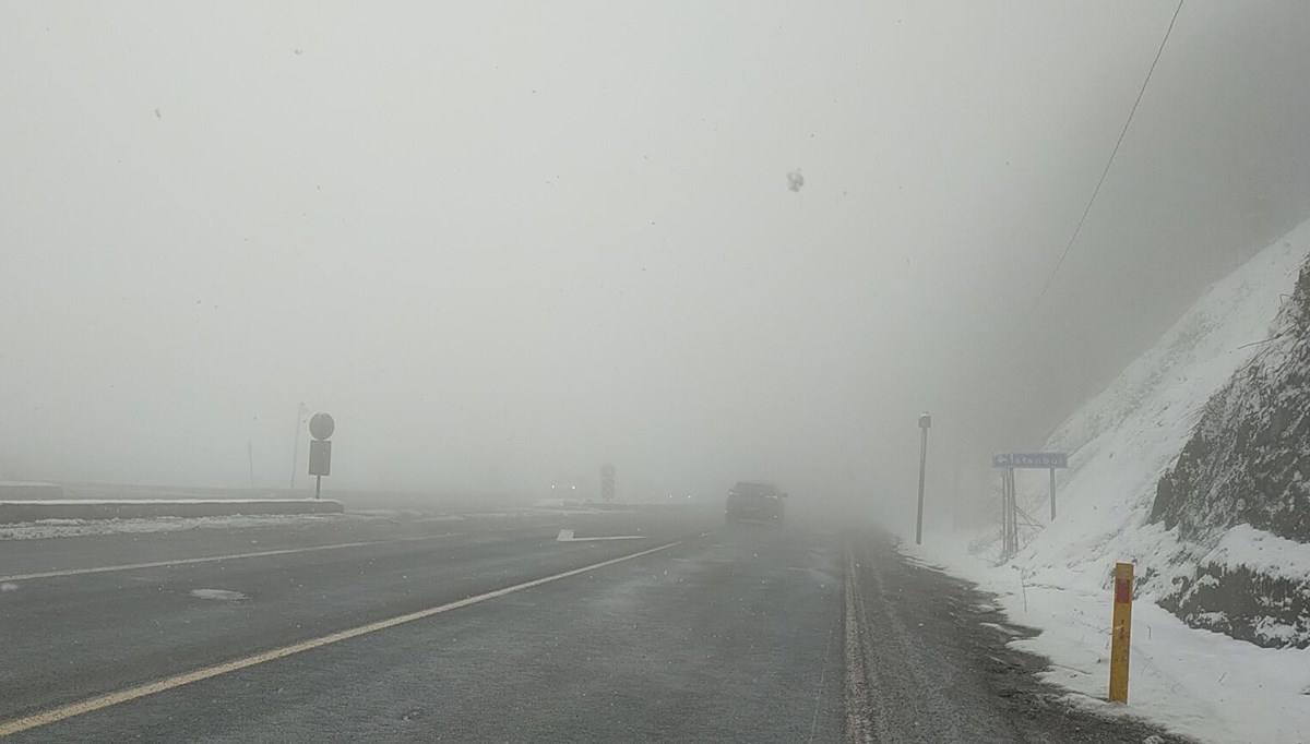 Bolu Dağı'nda ulaşıma kar ve sis engeli