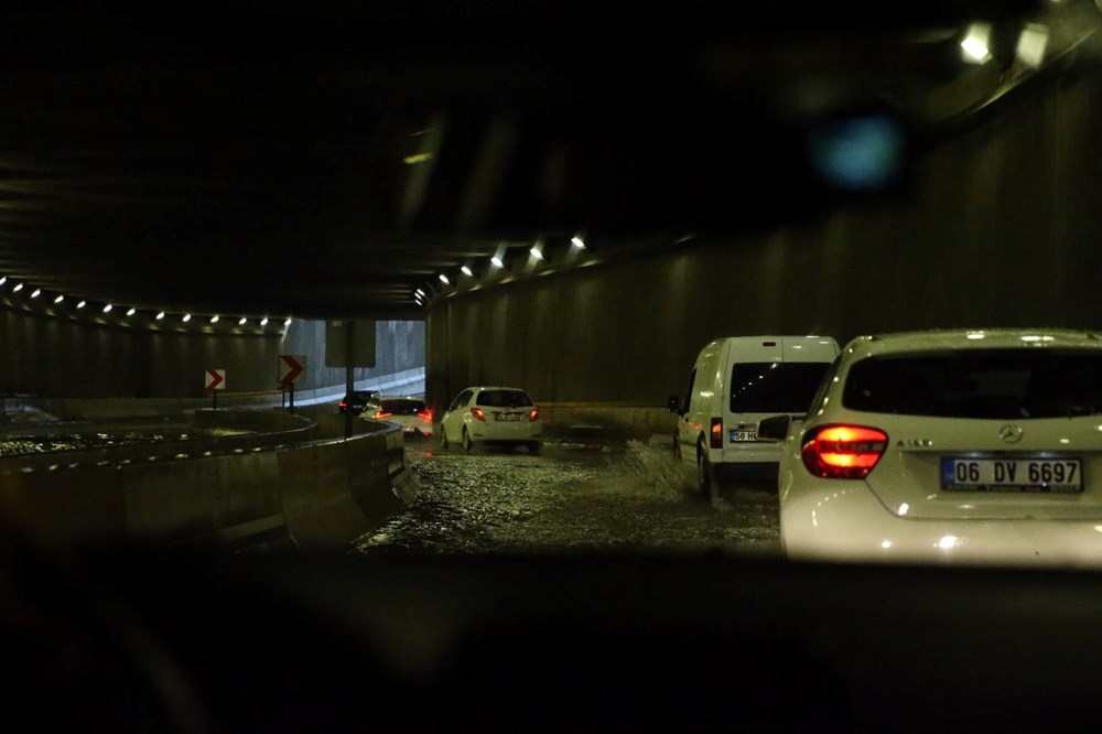 Ankara'da sağanak ve dolu etkili oldu - 16