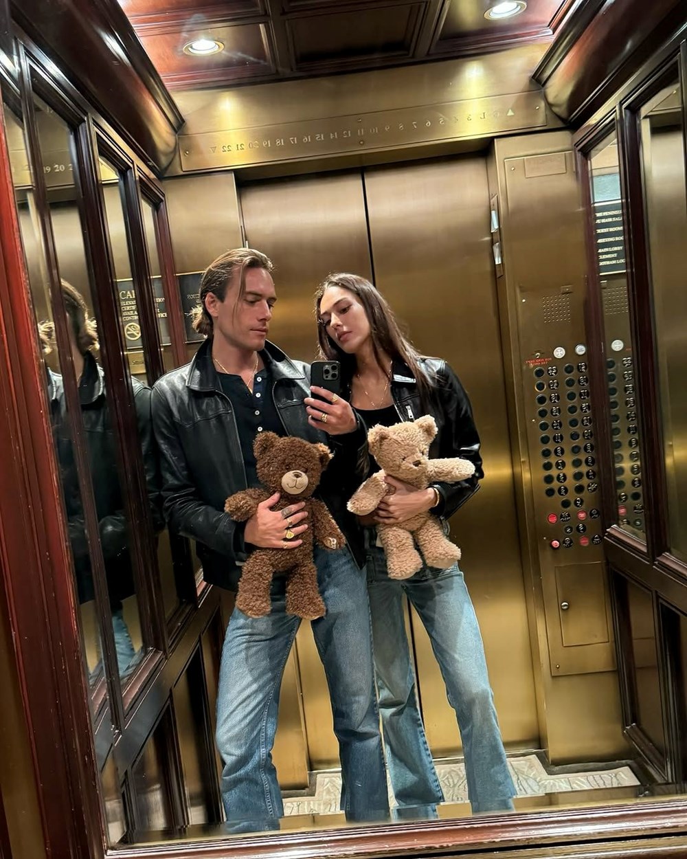 Dilan Çiçek Deniz'den anneanne konutu paylaşımı 73 lkdFCVQO4kG62E1aXnH61w