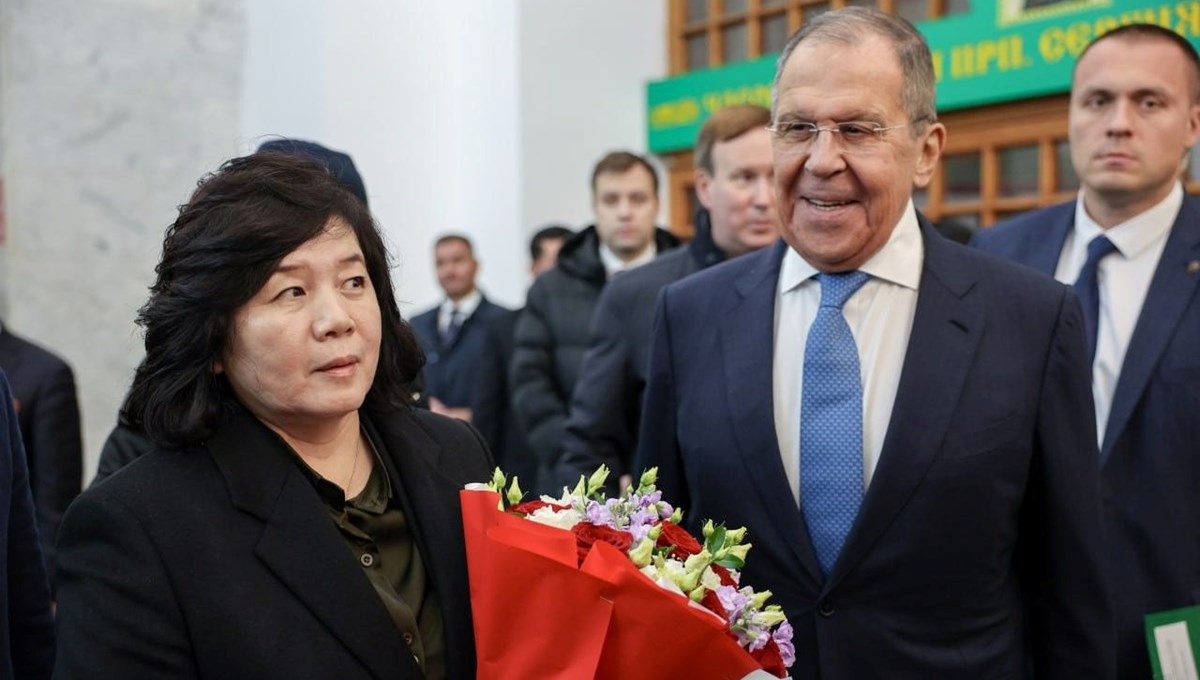 Kuzey Koreli bakan Rusya'da: