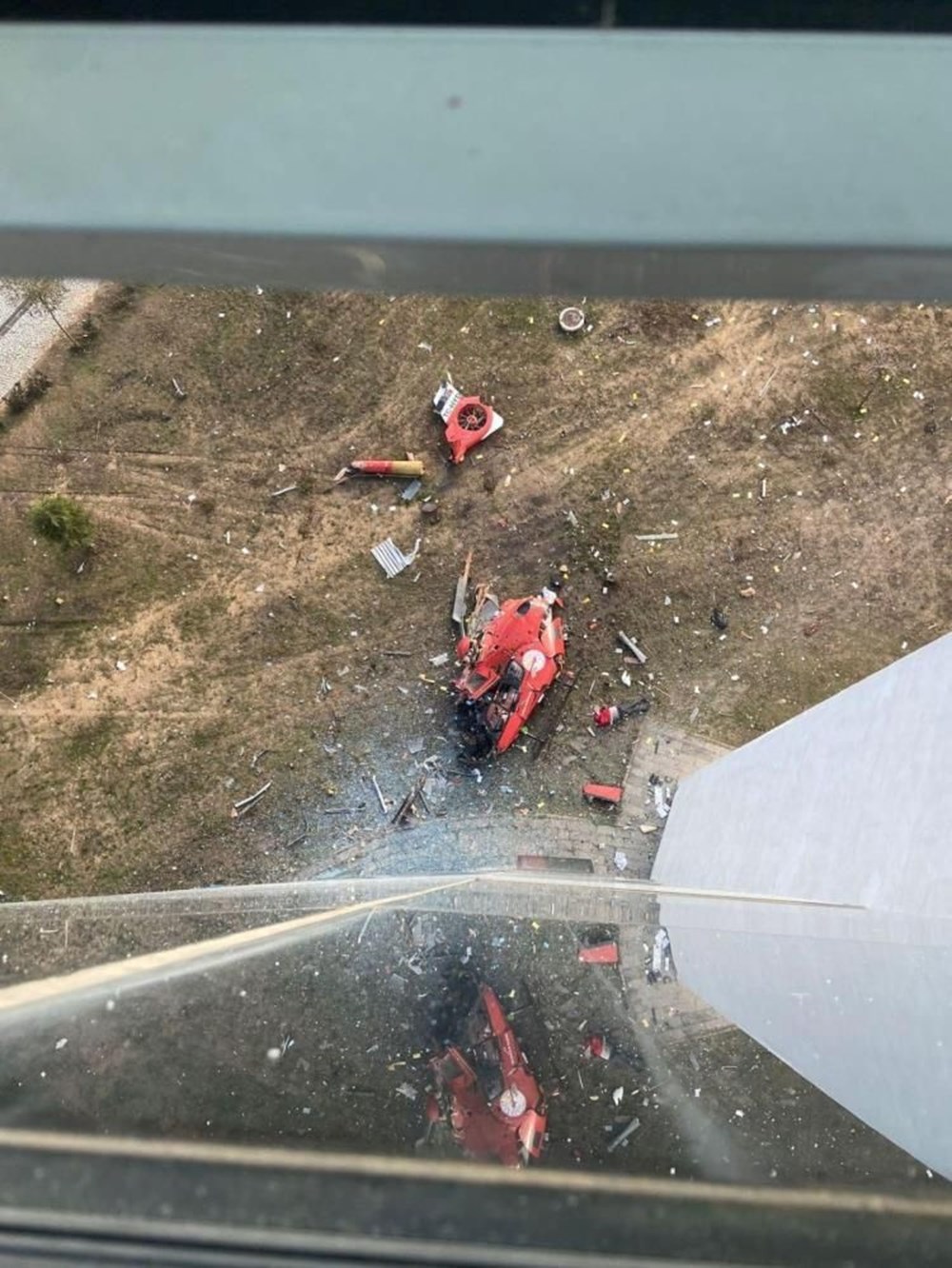 Muğla'da hastaneye çarpan ambulans helikopter düştü: 4 kişi öldü - 3