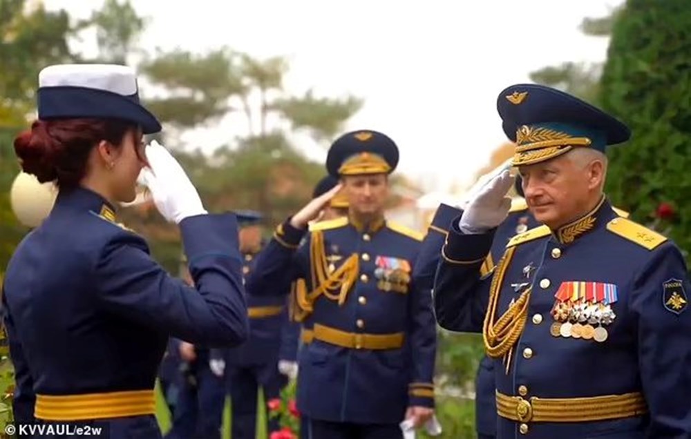 Putin'in 'Ölüm Melekleri': Yeni mezun kadın pilotlar Rus hava kuvvetlerine katıldı - 4