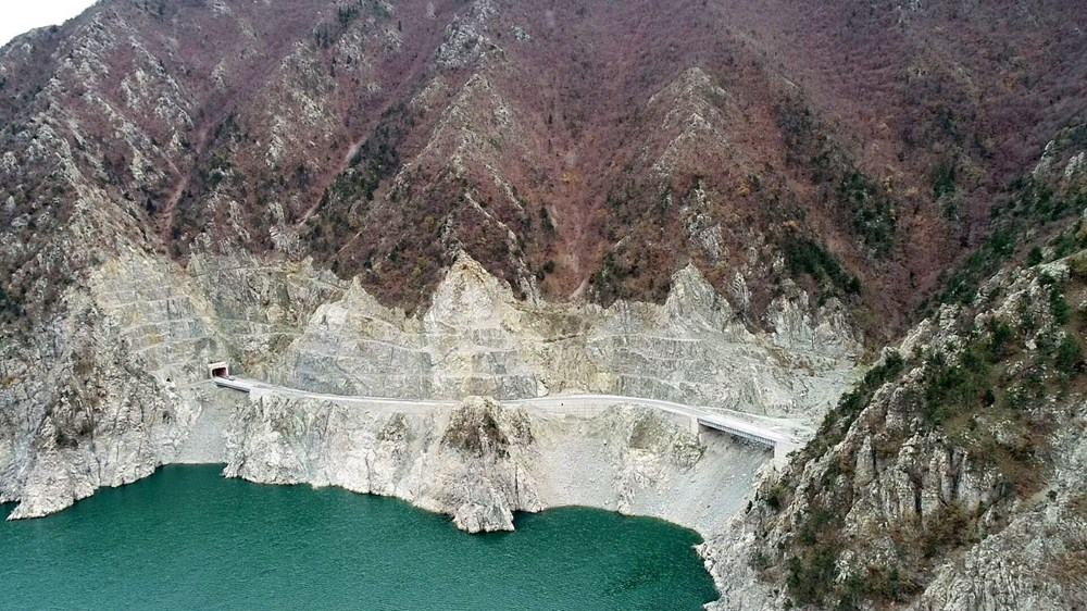 Yusufeli'nin yeni yerleşim yerine 40 tünelle ulaşılacak - 3