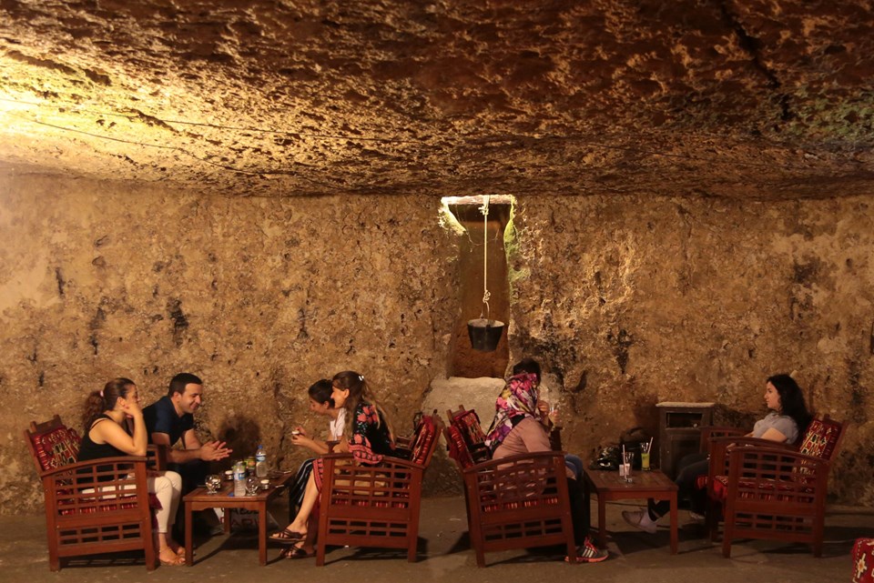 Gaziantep'te 'doğal klima' mağara kafeler kavurucu sıcaklarda yoğun ilgi görüyor - 2