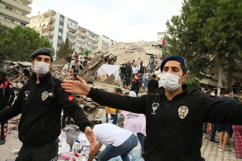 İzmir, son 111 yılda 6 ve üzeri büyüklüğünde 8 deprem yaşadı - 10