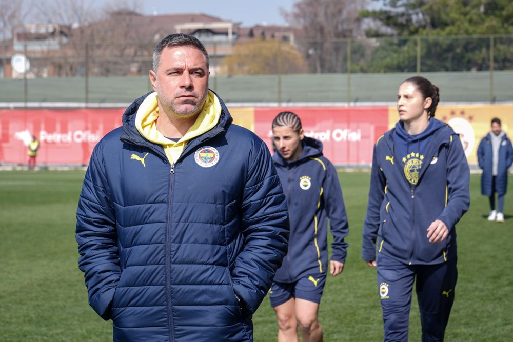 Kadın futbolunda derbi: Galatasaray-Fenerbahçe maçında kazanan çıkmadı - 7
