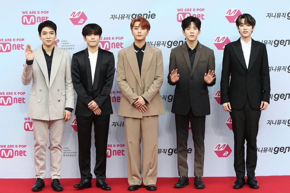 Time'a göre 2020'nin en iyi K-pop şarkıları ve albümleri - 20