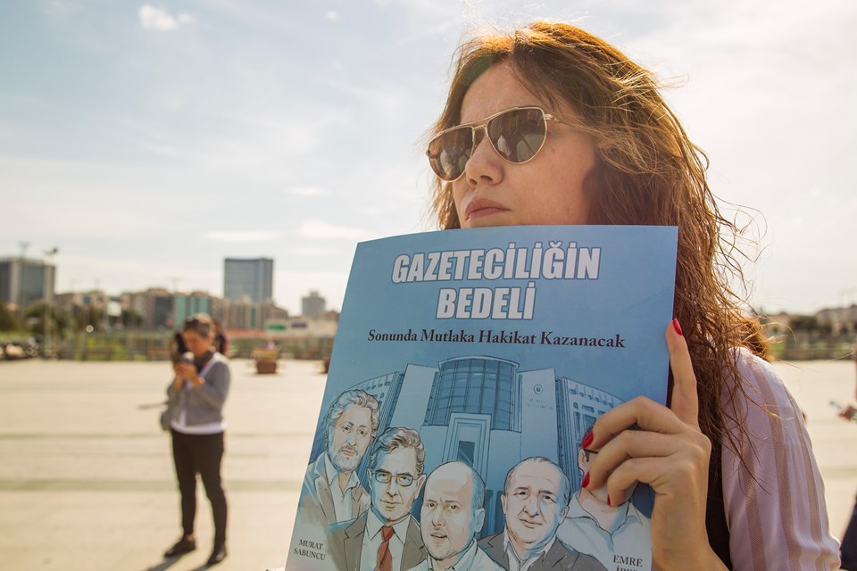 Cumhuriyet gazetesi yazarı Kadri Gürsel tahliye edildi - 4