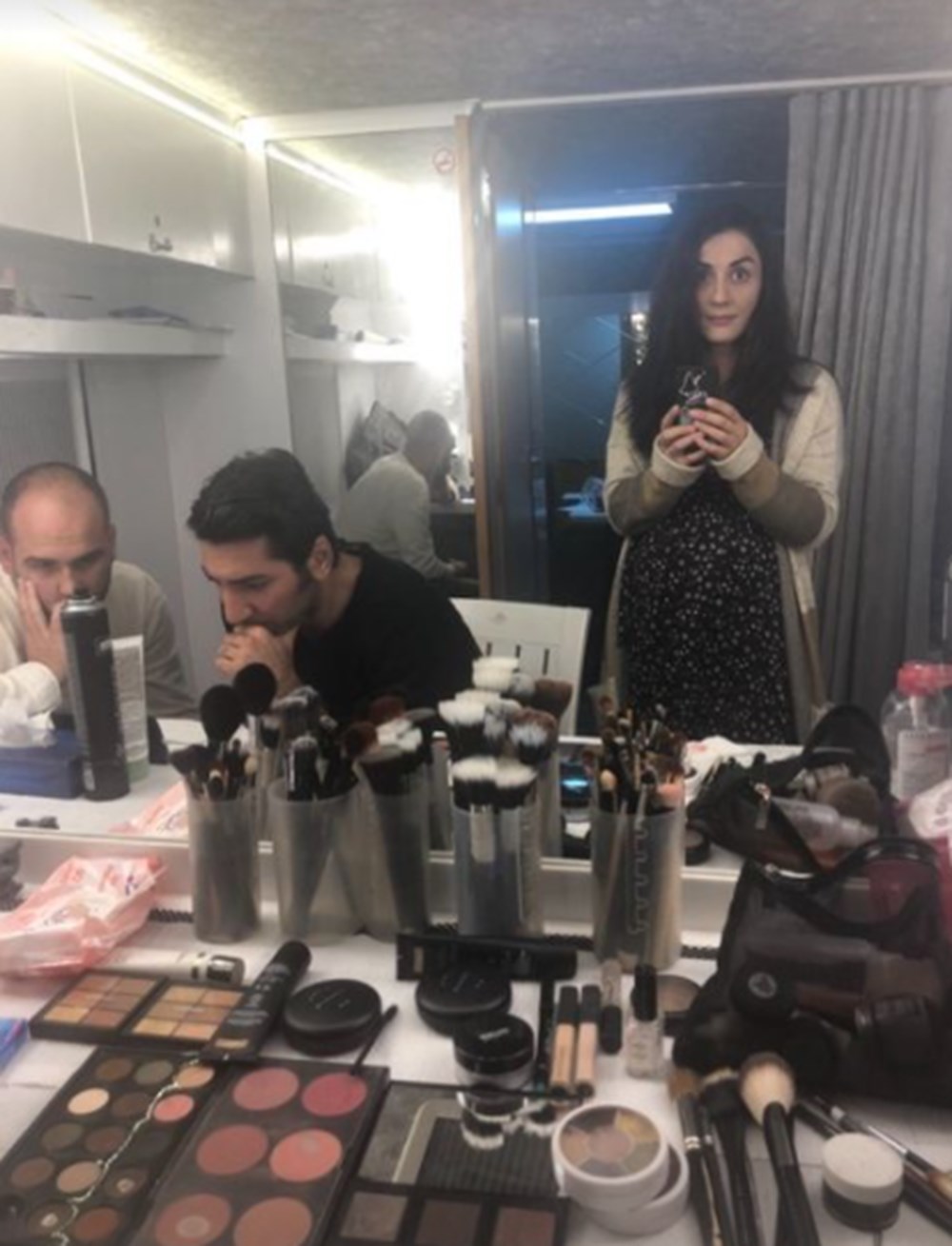 Çukur oyuncularının kamera arkası pozları - 13