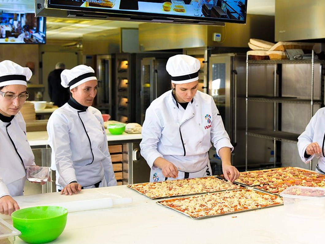 Firin Ve Pasta Ustalari Yetisiyor Ucretsiz Kurslara 16 Yas Ustu Herkes Basvurabiliyor Son Dakika Ekonomi Haberleri Ntv Haber